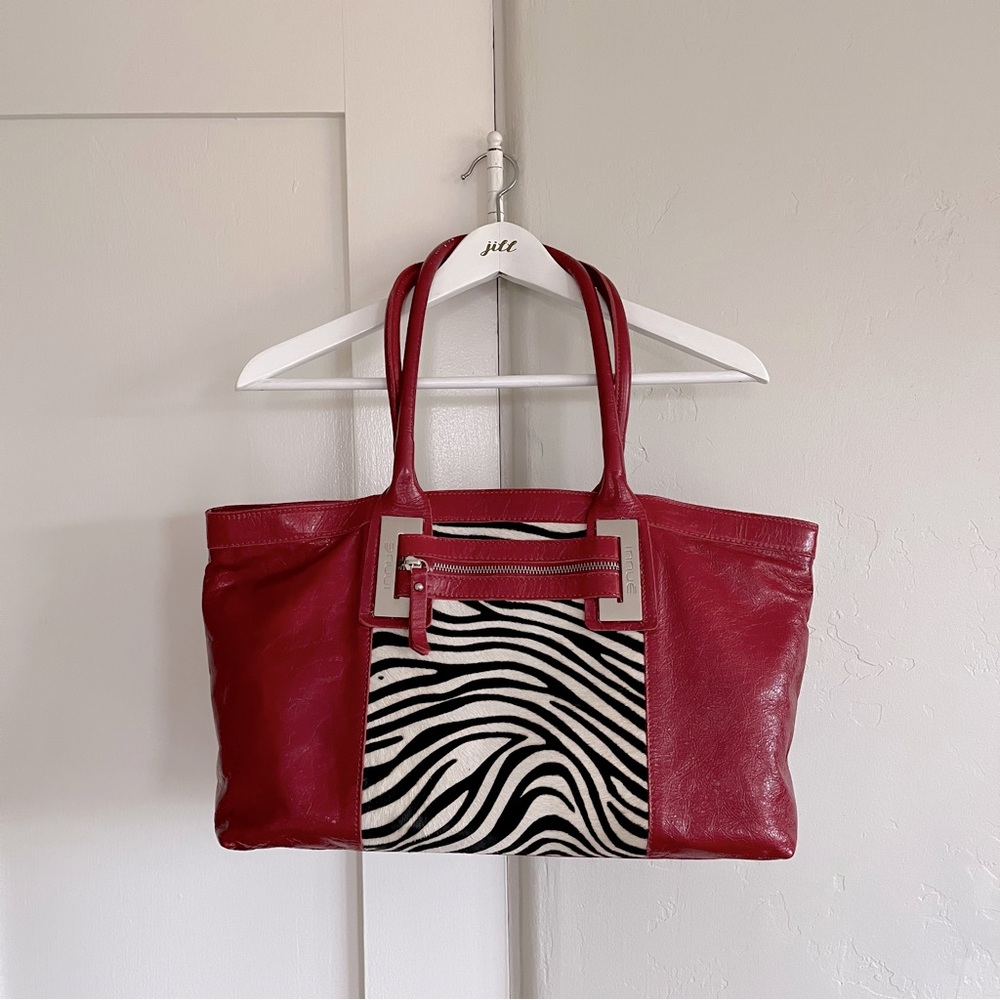 🤍 euc | innue | Italian leather zebra tote bag
